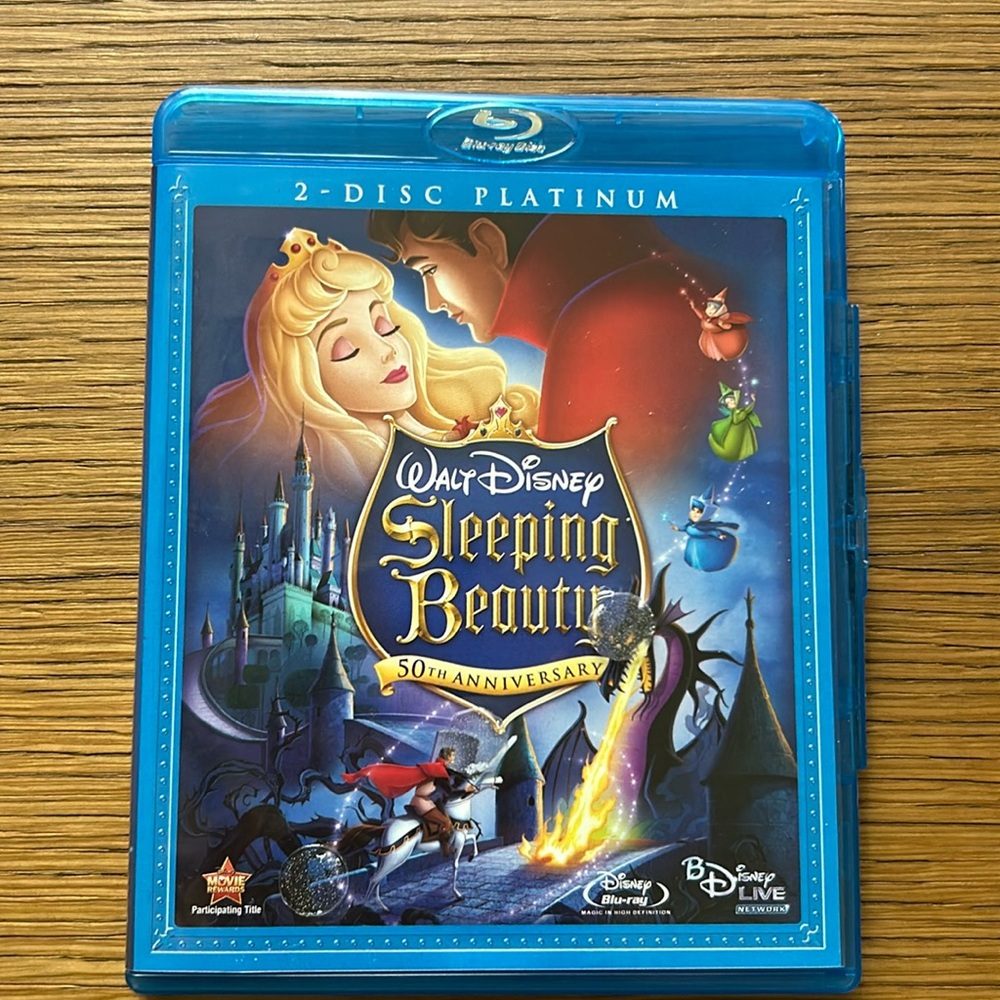 Sleeping Beauty. Two-Disc Platinum Edition. Blu-ray and Bonus Features Discs.